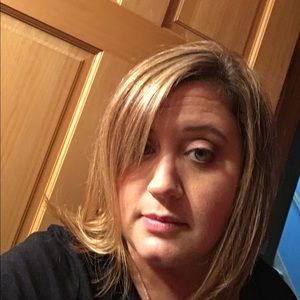 Meet your Posher, Polly